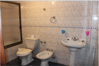 /album/galeria-casa-1-para-8-personas-sindempart-coquimbo/bano-jpg1/
